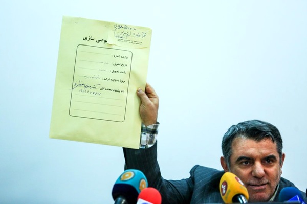 پوری+حسینی+رئیس سابق سازمان خصوصی‌سازی دادگاهی شد