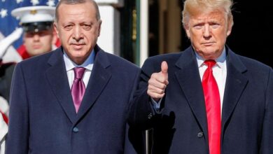 تصویر افت ارزش لیر با انتشار خبر تحریم‌های جدید آمریکا علیه ترکیه