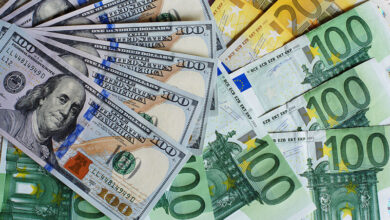 تصویر جدیدترین قیمت دلار و یورو در صرافی ملی