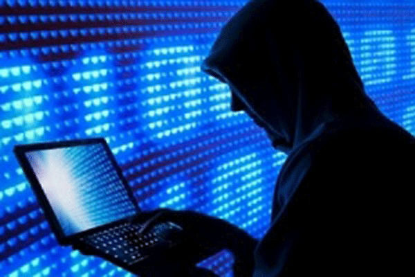 تصویر هشدار پلیس | ترفند جدید کلاهبرداران سایبری برای خالی کردن حساب‌ شهروندان