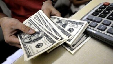 تصویر دلار در معاملات امروز چقدر قیمت خورد؟ | جدیدترین قیمت دلار و یورو؛ ۱۸ بهمن ۱۴۰۰